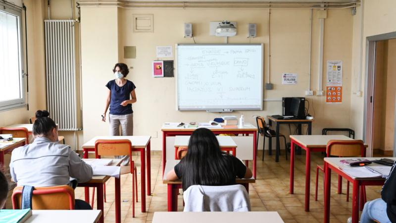 Italy schools