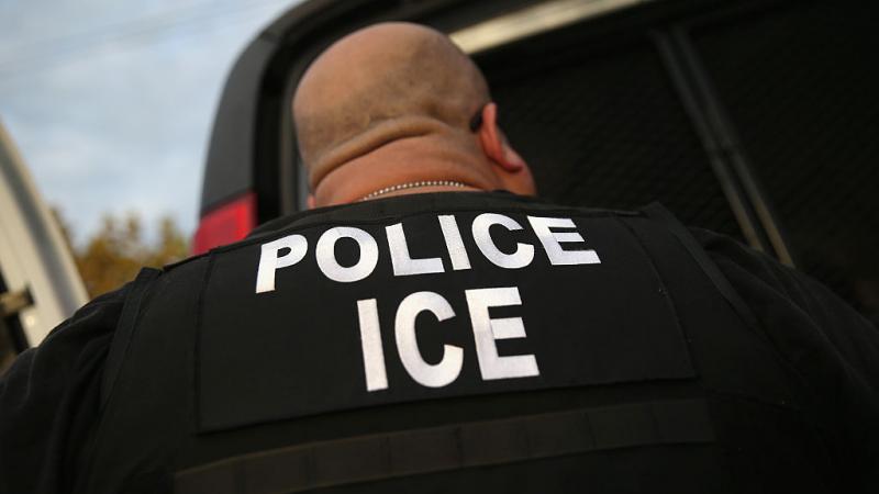 ICE officer in L.A. 