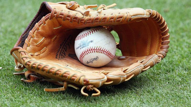 MLB ball and glove in Texas in 2007