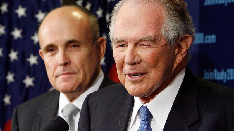 Pat Robertson steps down from '700 Club'