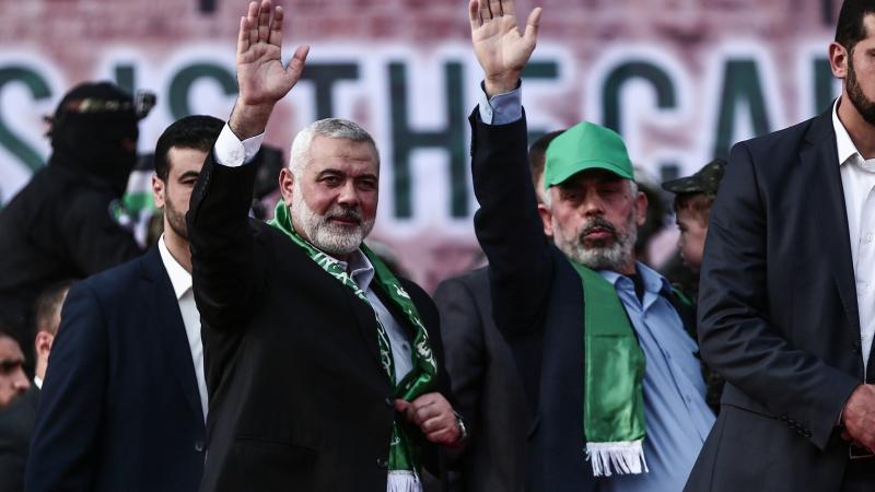 L: Ismail Haniyeh, R: Yahya Sinwar, Gaza Strip, Dec. 14, 2017