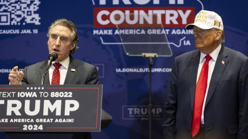 Doug Burgum Donald Trump