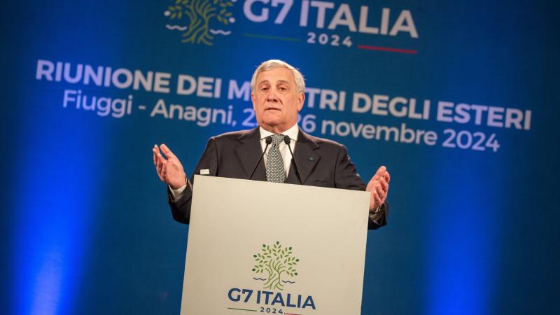 G7