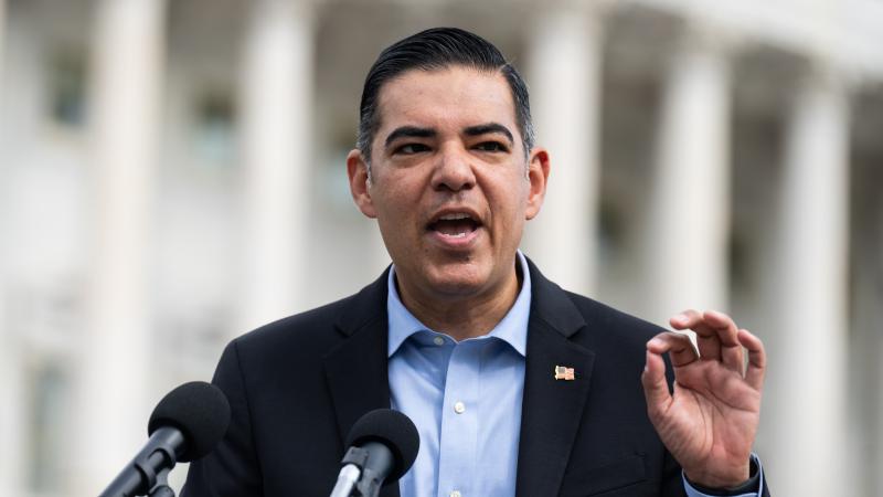 Robert Garcia