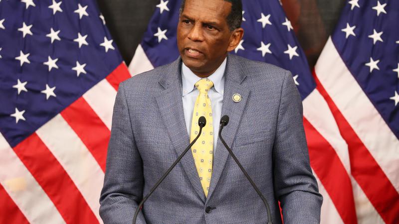 Burgess Owens