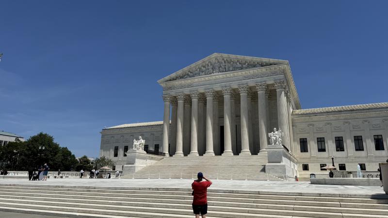 Supreme Court tourist